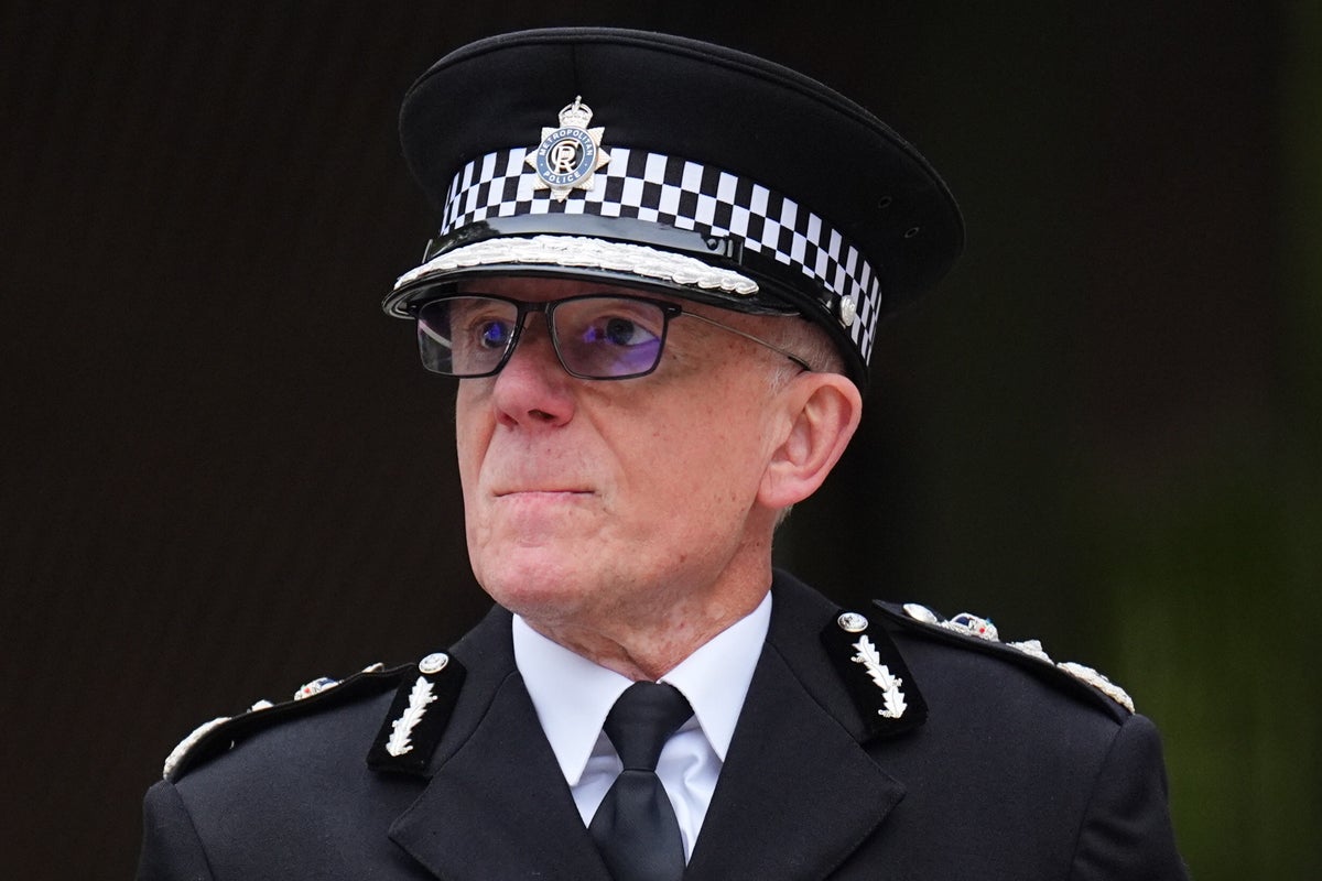 Metropolitan Police warn jail overcrowding is forcing release of violent crime suspects