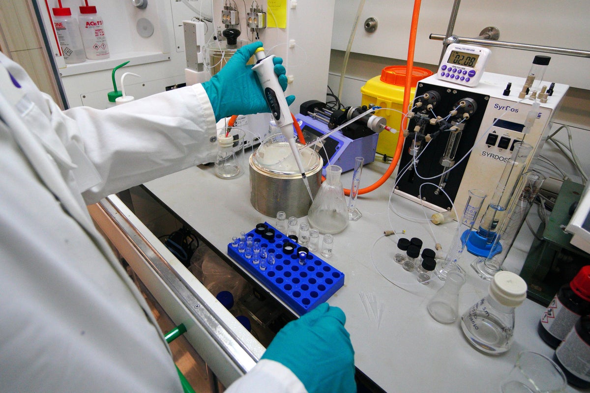 AstraZeneca ditches lung cancer treatment trial
