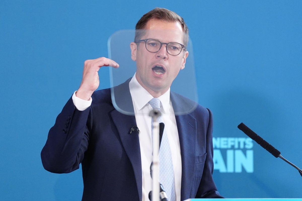 Jenrick says Reform would make long-term benefits claimants clean up high streets