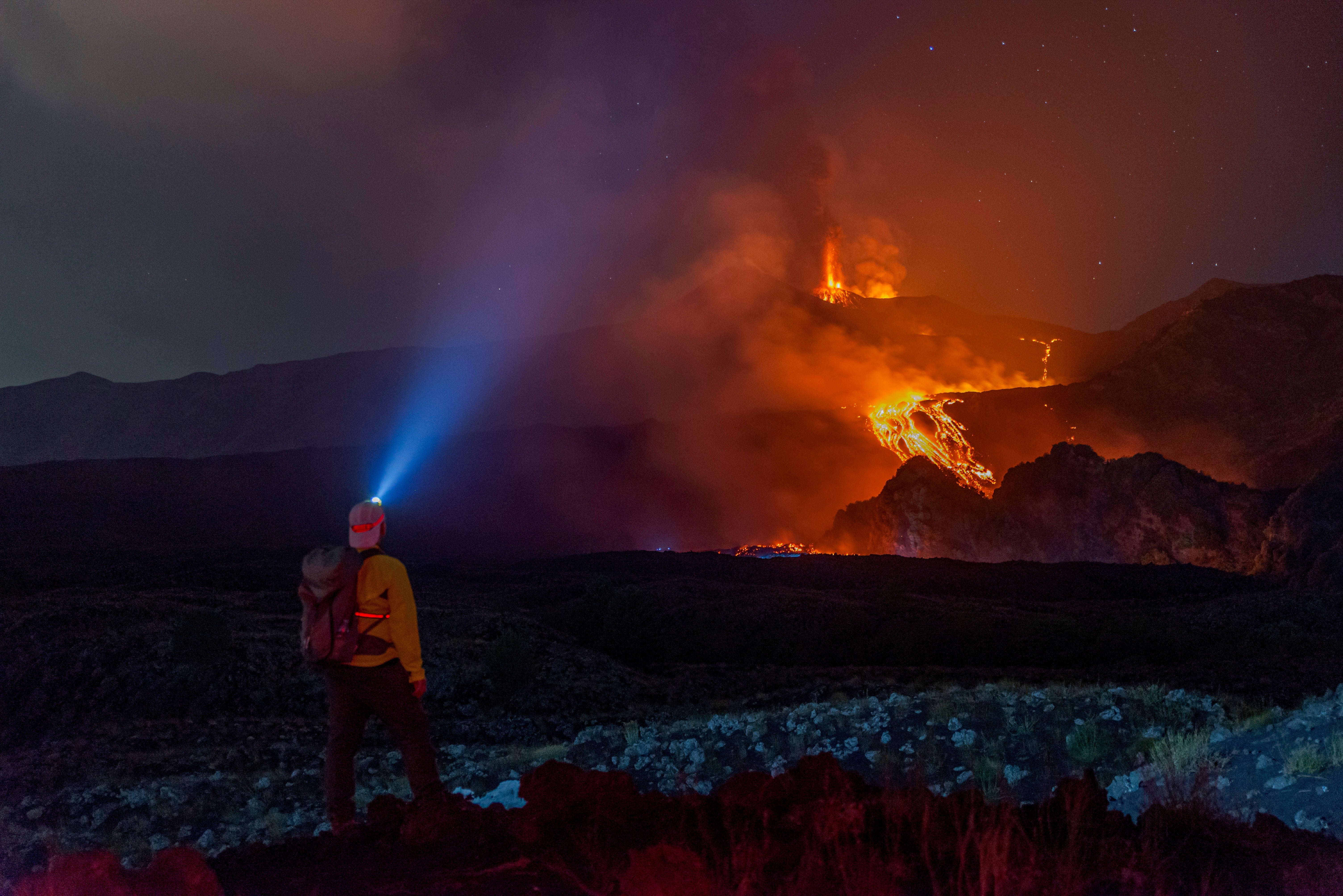 American tourist dies after being struck by lightning hiking Sicily&rsquo;s Mount Etna