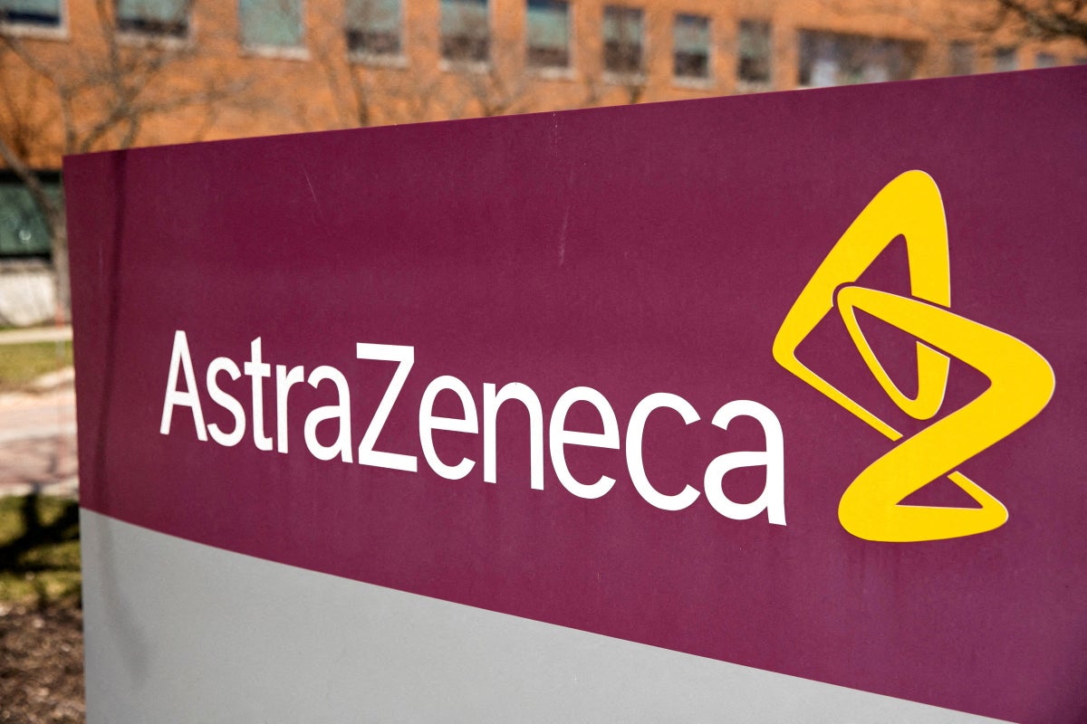 AstraZeneca abandons lung cancer treatment trial in fresh setback for drugs giant