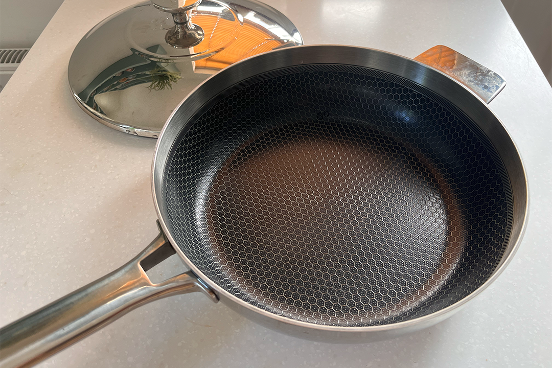 Lakeland’s 10-in-1 pan looks like the always pan pro – I put it to the test