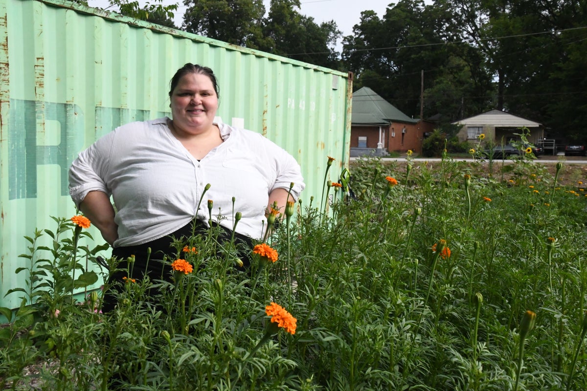 Neighbors share land to help a gardener launch a flower business