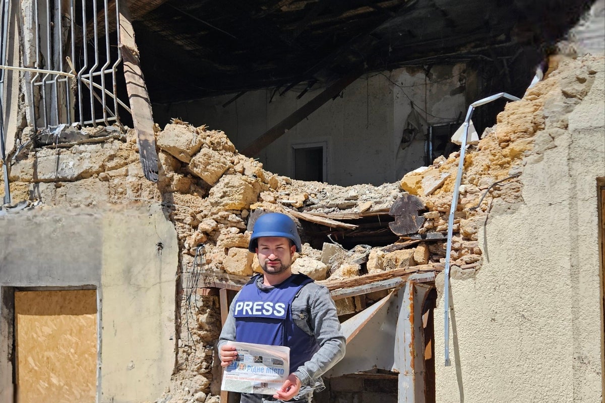 ‘Overnight we all became war correspondents’: Ukraine’s local newspapers face battle to stay alive ‘Overnight we all became war correspondents’: Ukraine’s local newspapers face battle to stay alive