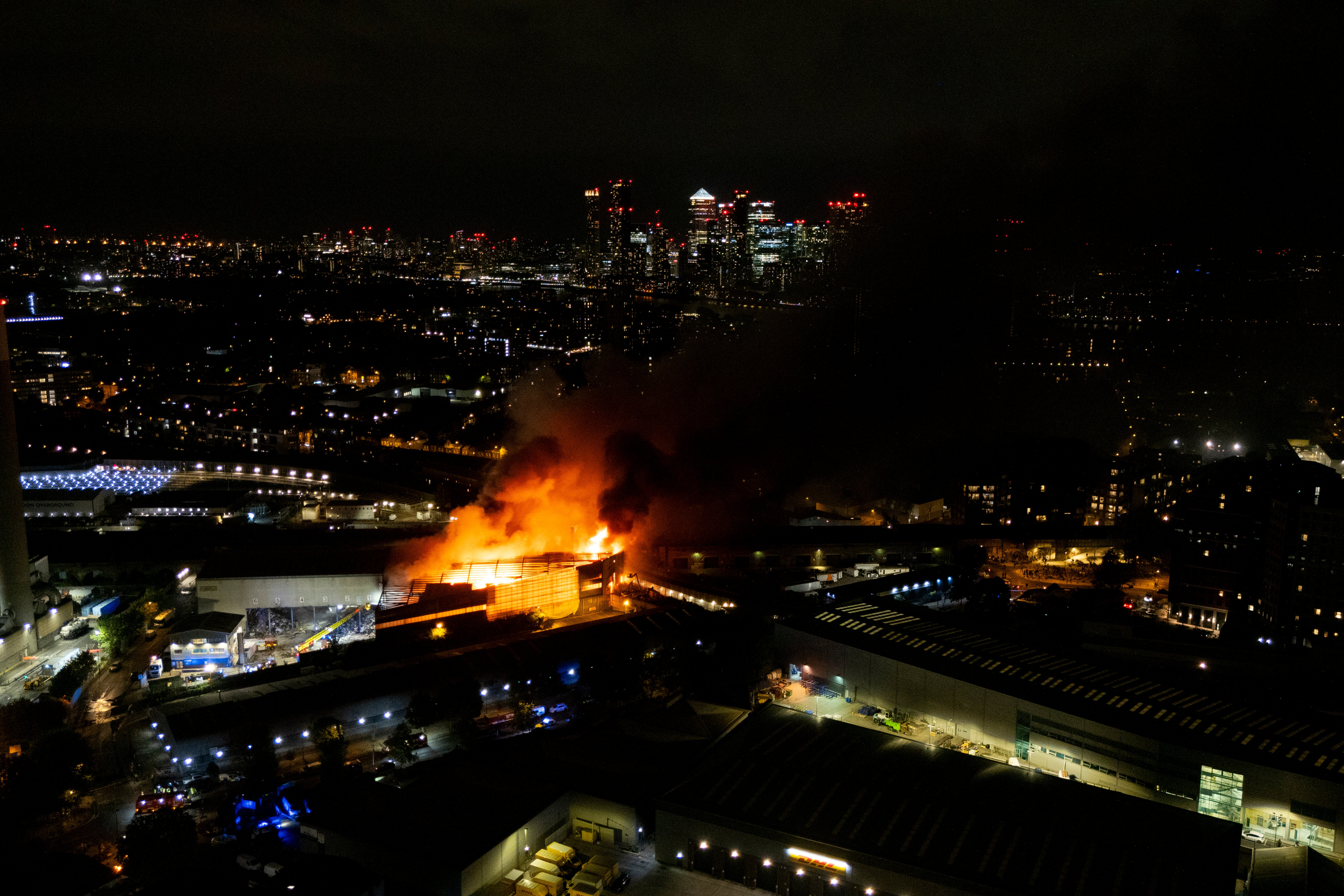 Travel chaos after fire blocks lines at London Bridge station
