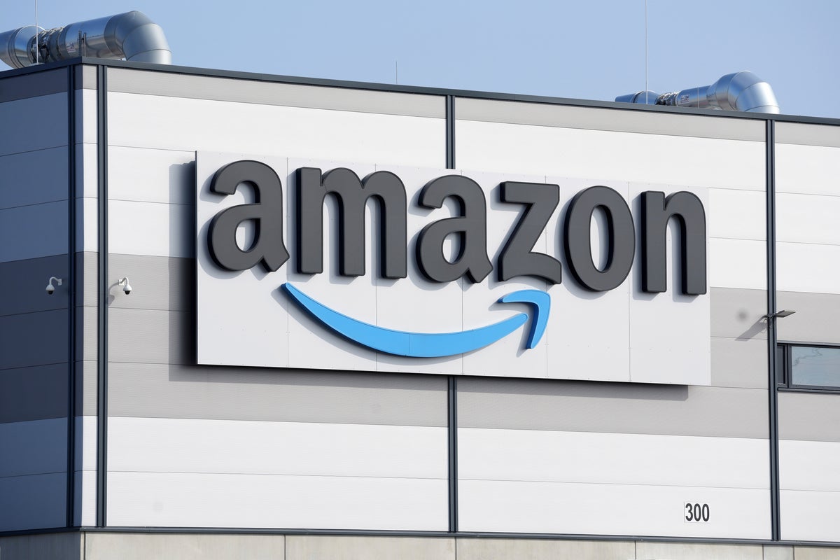 Amazon set to expand drone delivery of lightweight packages to 500 US cities