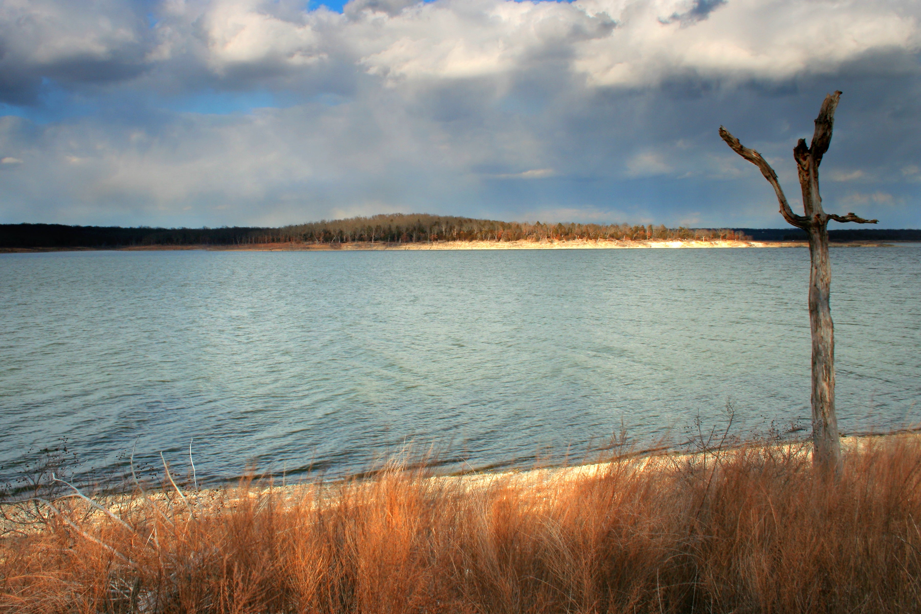 In addition to the ​Harry S. Truman Reservoir (pictured), Grand Glaize Creek and Sycamore Creek were also highlighted as areas with persistent bacterial risk in 2024 and 2025