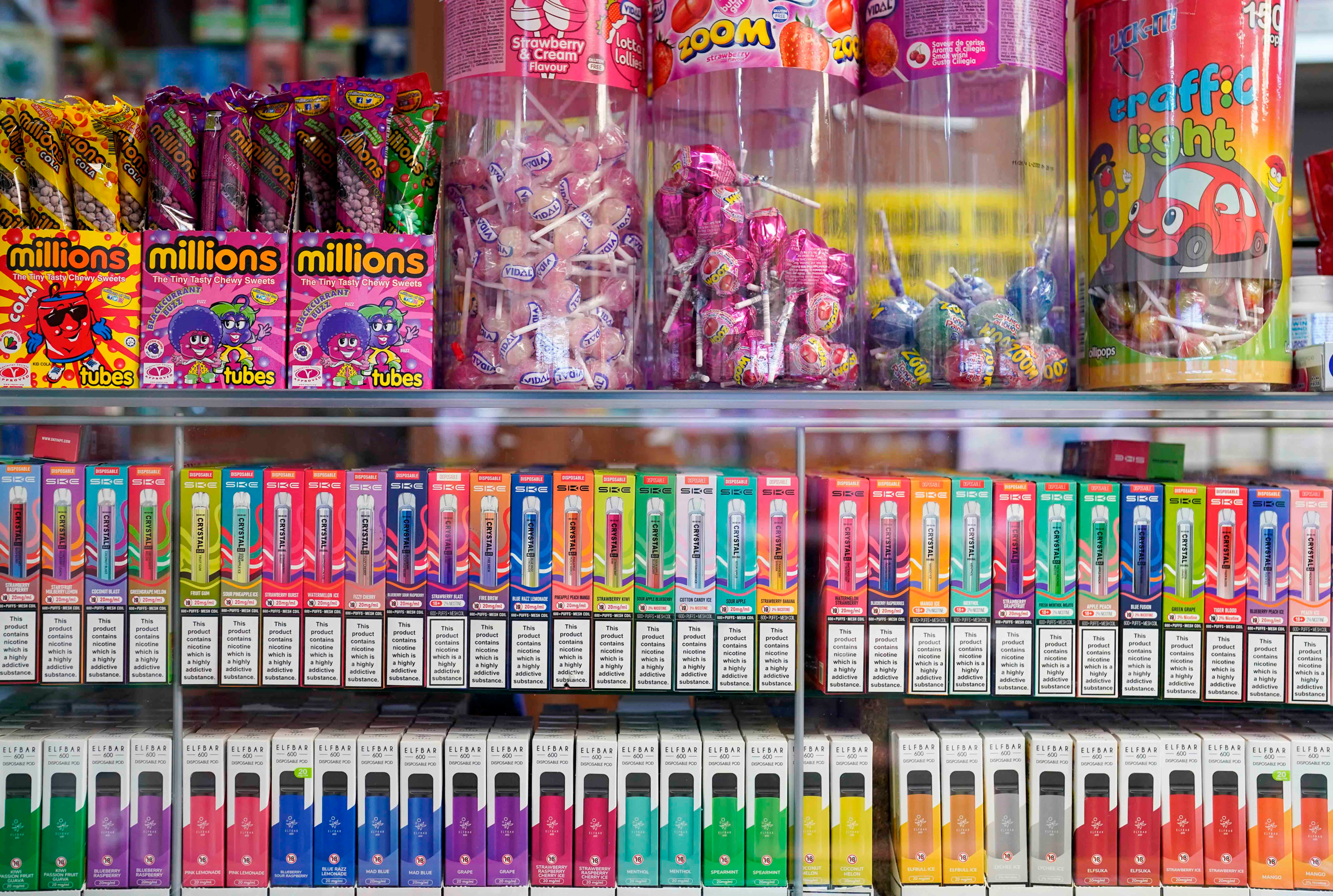 The Royal College of Paediatrics and Child Health (RCPCH) has called on the government to limit the types of vape flavours