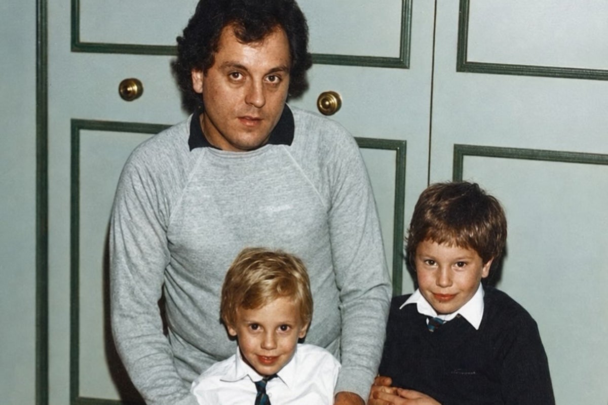 Rob Rinder’s father dies aged 73 from ‘poorly understood’ condition Rob Rinder’s father dies aged 73 from ‘poorly understood’ condition