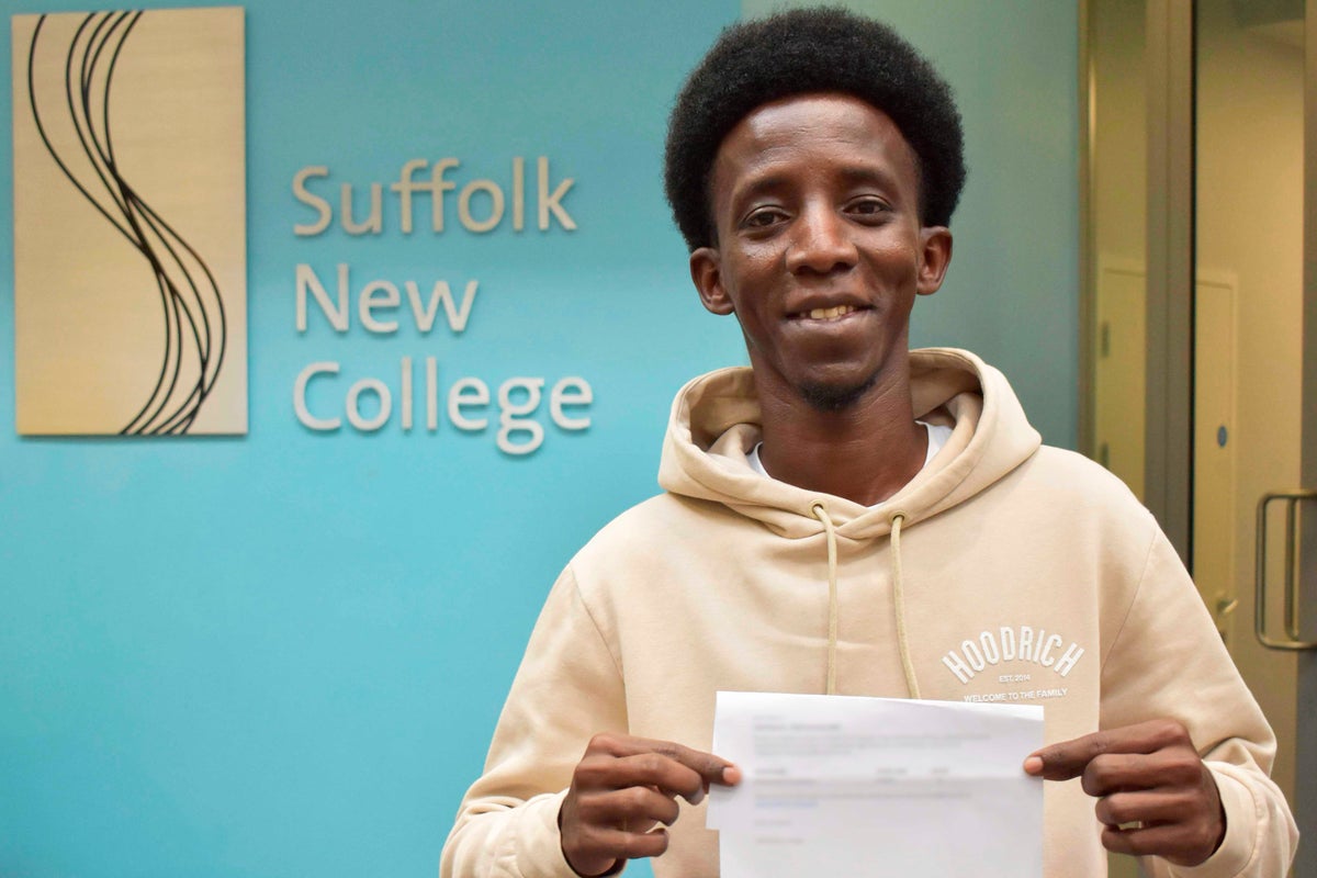 Refugee who fled Sudan war passes GCSE exams as he targets World Cup dream Refugee who fled Sudan war passes GCSE exams as he targets World Cup dream