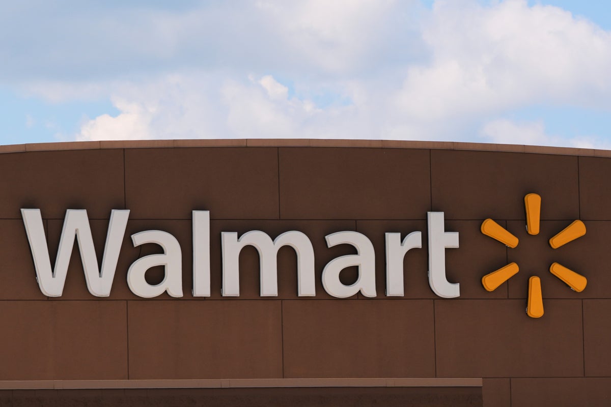 Walmart strong again in second quarter, but its outlook is reserved Walmart strong again in second quarter, but its outlook is reserved