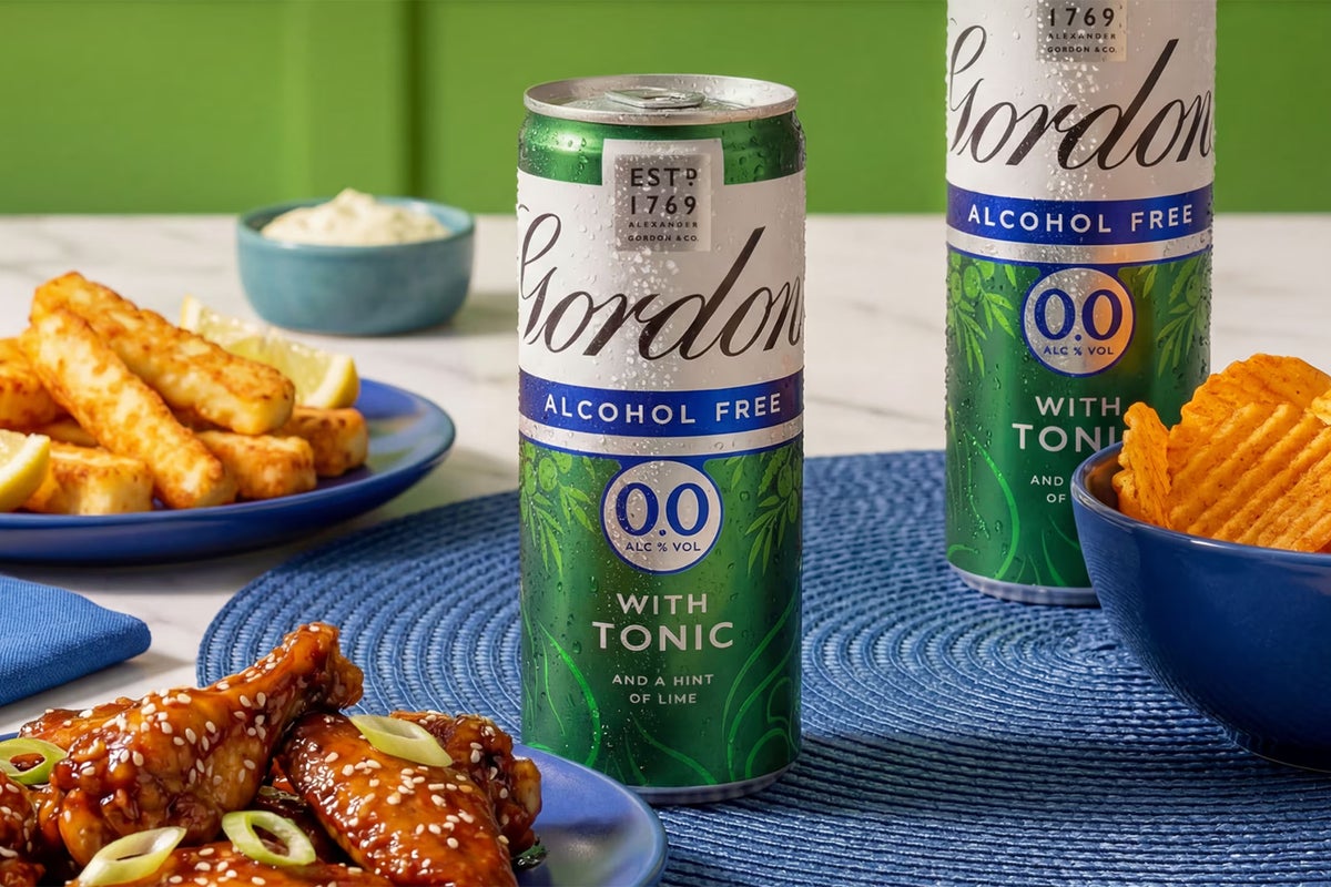 Angry shopper calls 999 after mistakenly buying alcohol-free gin and tonic Angry shopper calls 999 after mistakenly buying alcohol-free gin and tonic