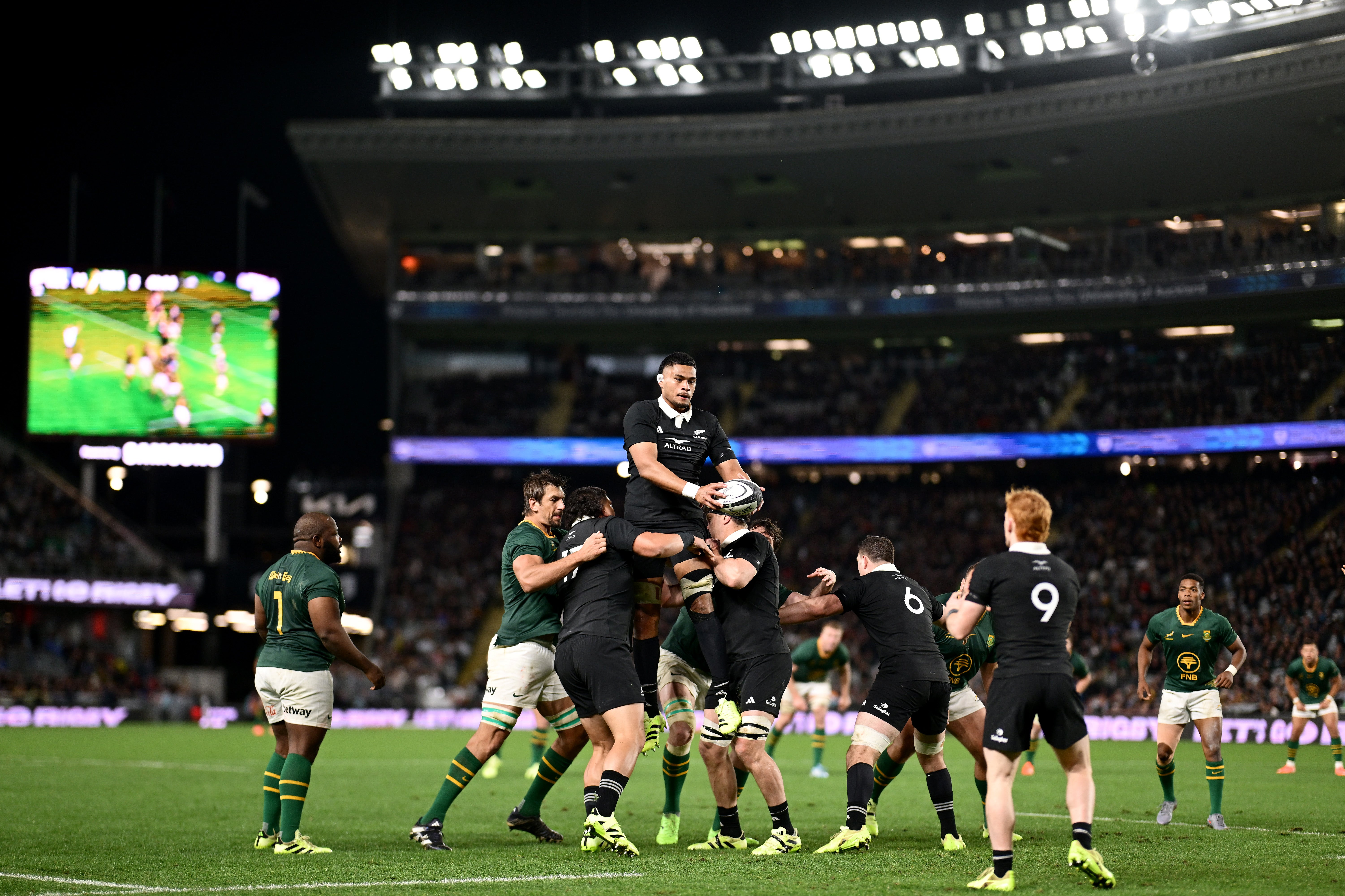 Vaa'i deepens New Zealand's lineout options (Getty)
