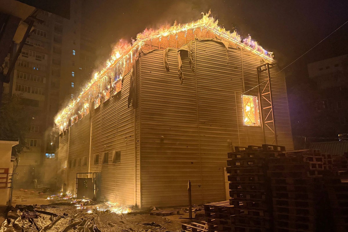 Son Ukrayna-Rusya savaşı: Putin, gece boyunca devasa bir saldırıyla Kiev'i hipersonik füzeler ve insansız hava araçlarıyla bombaladı