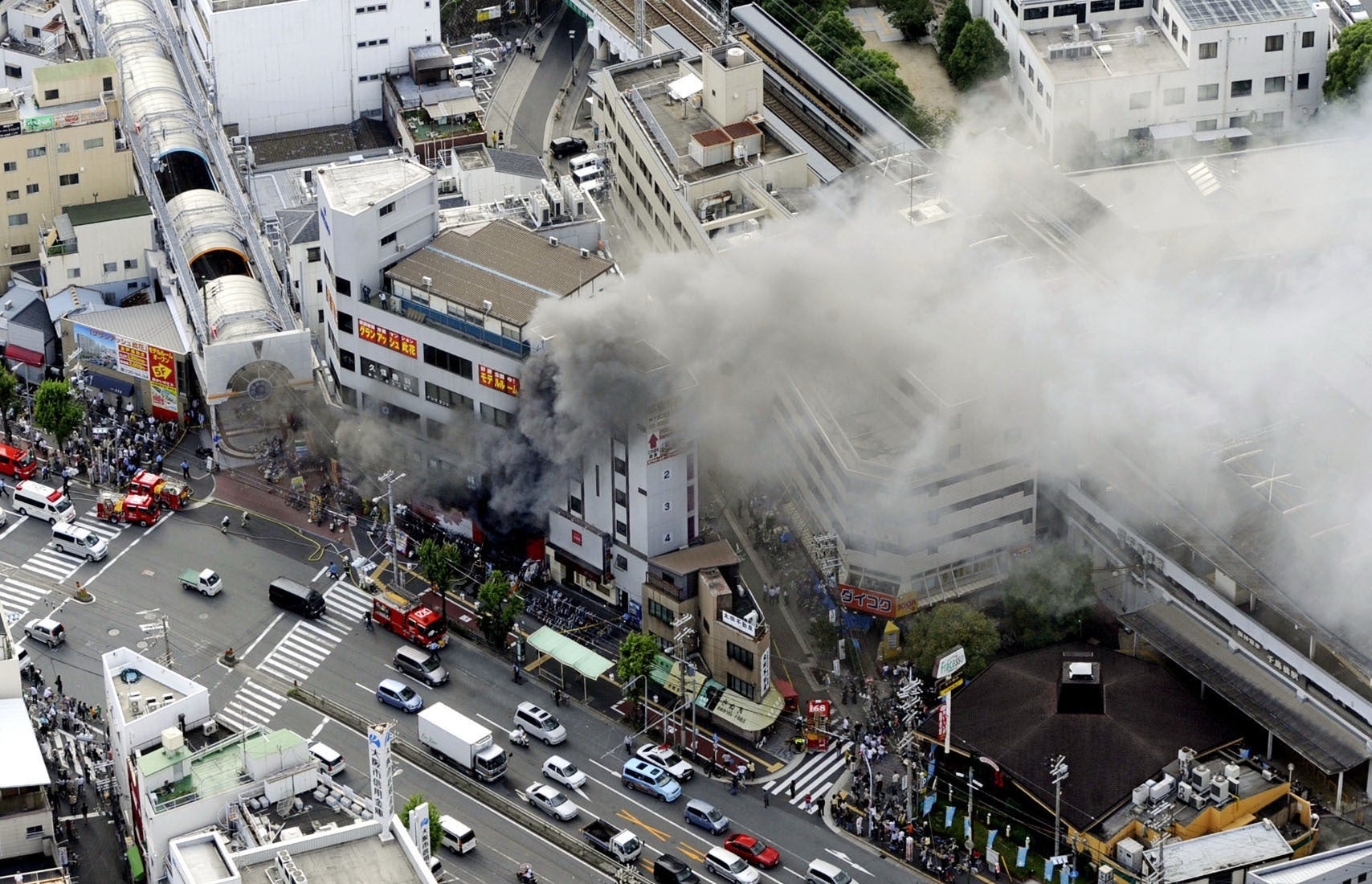 The fire at an Osaka pachinko parlour killed five people and injured 10 others