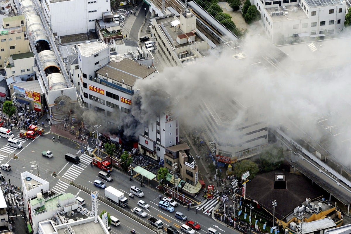 Japan executes a man convicted of setting fire that killed 5 at a pachinko parlor in Osaka