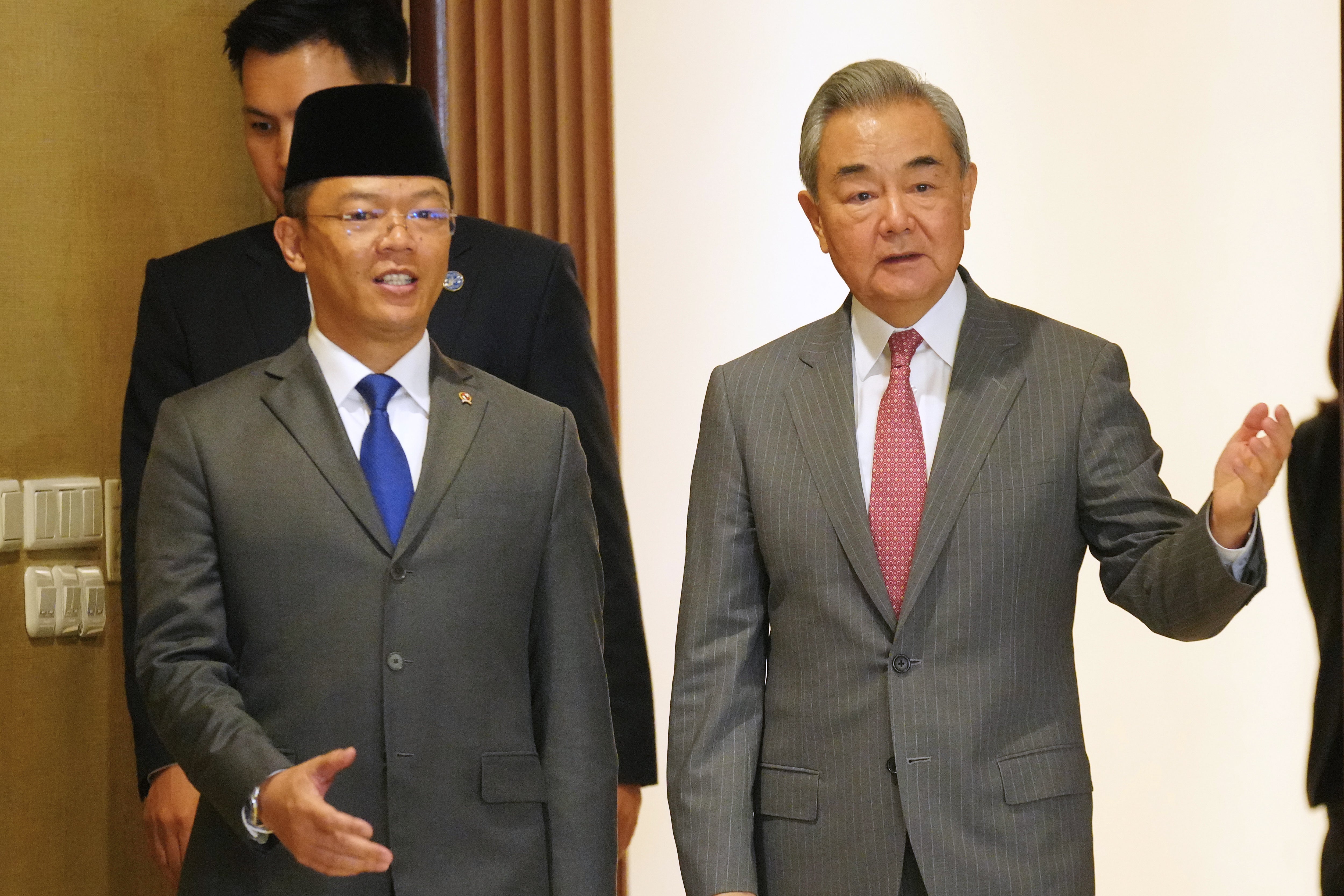 independent.co.uk - Edna Tarigan - Indonesia and China discuss increasing defense cooperation and energy security