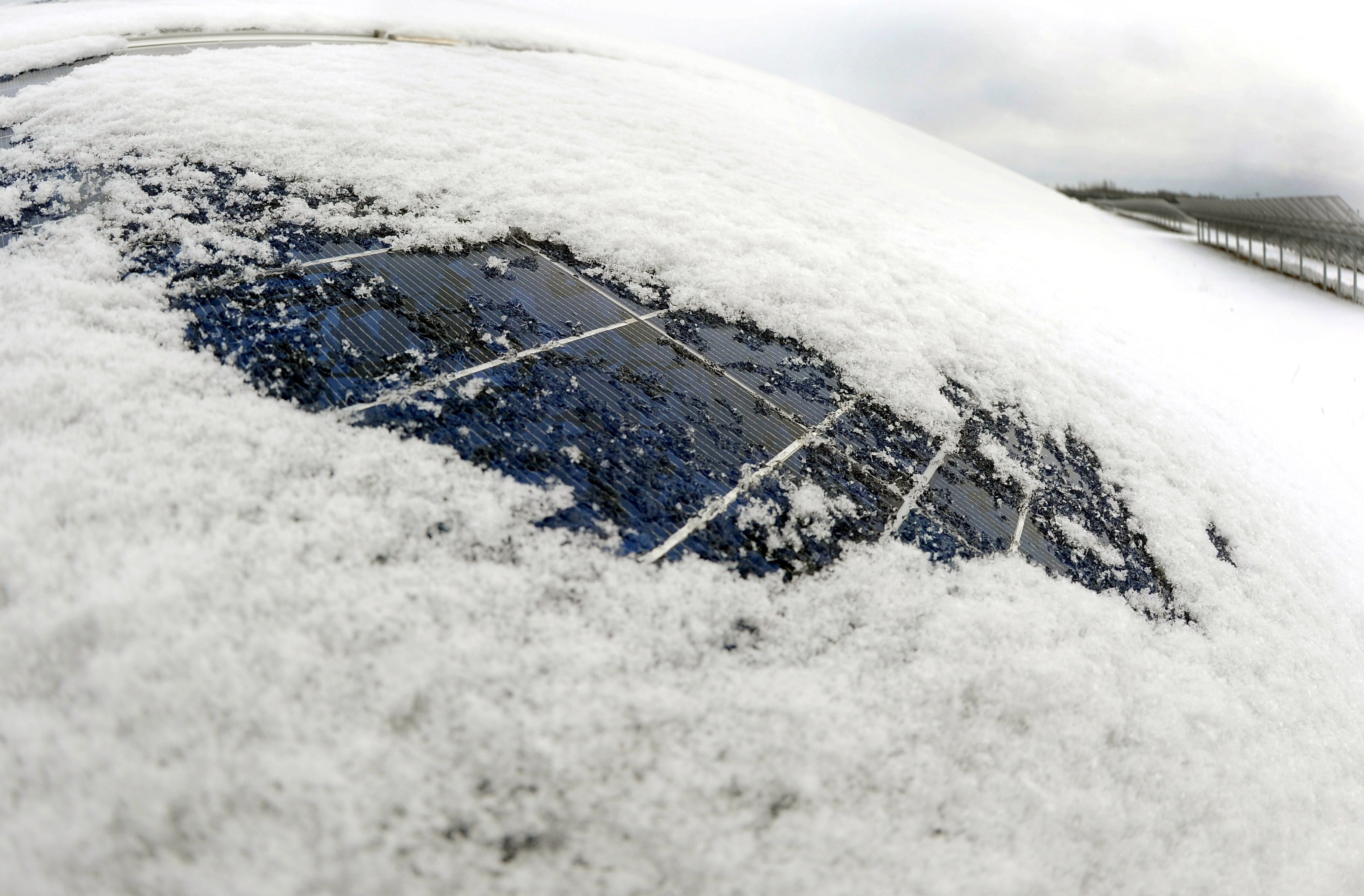 independent.co.uk - Jeff Meyer - Do solar panels actually work in UK winters and on cloudy days?