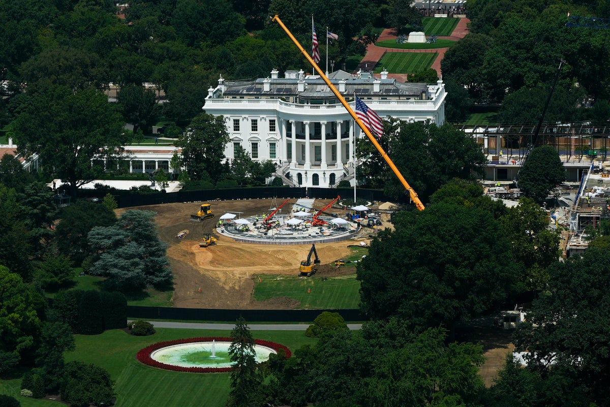Chief Justice allows White House ballroom construction to continue during appeal