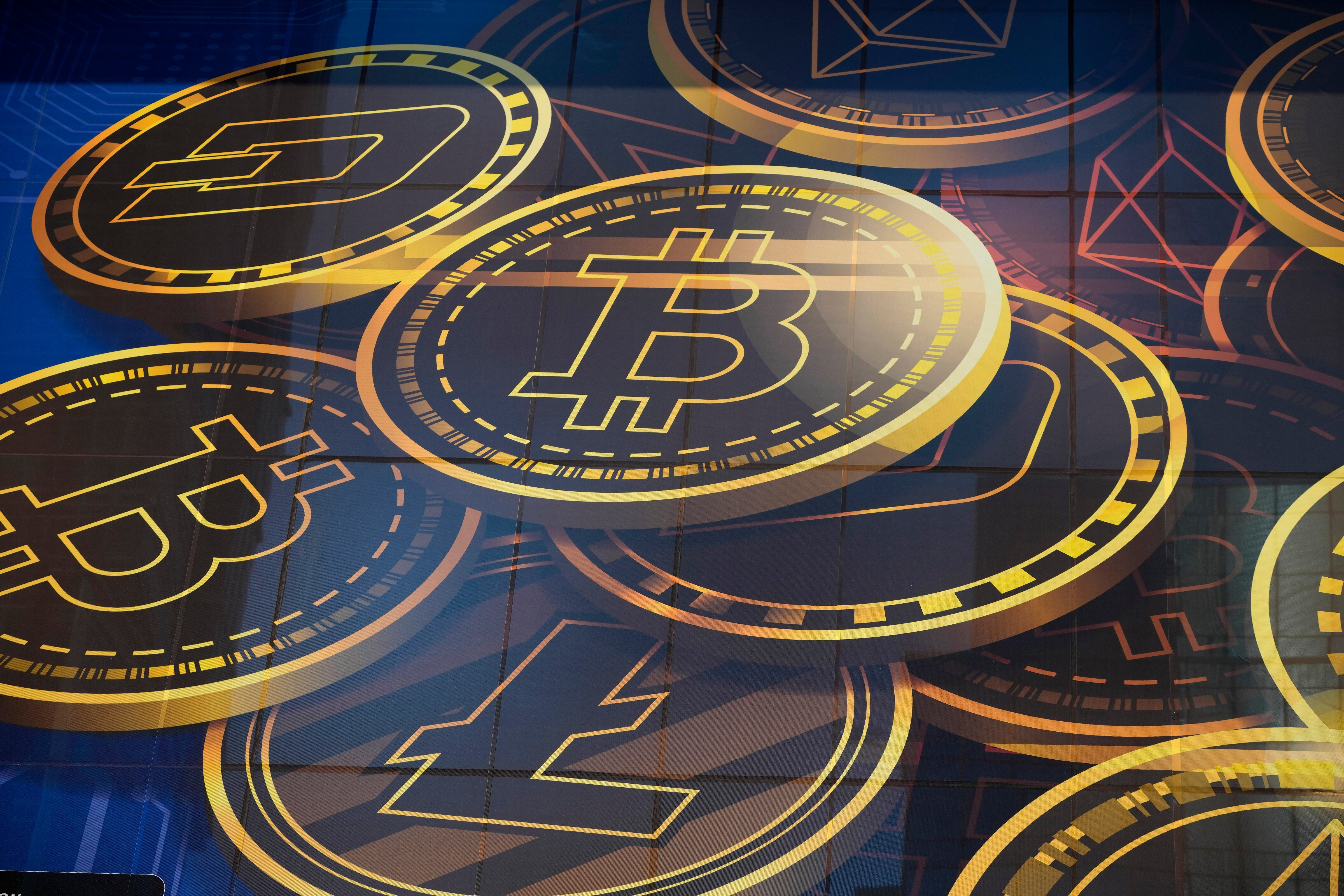 Gold Bitcoin Moment