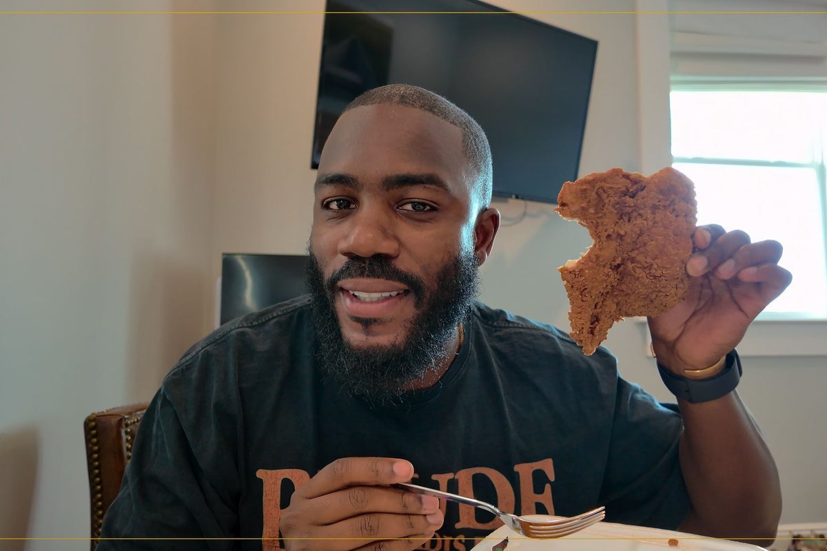 Comedian reveals distressing effects after eating fried chicken every day for a month for Netflix series