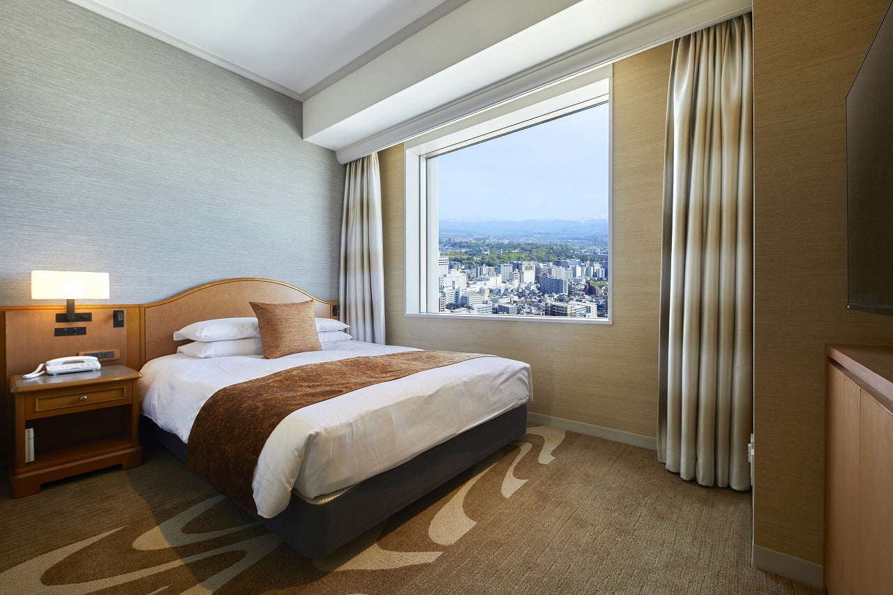 Rooms at Hotel Nikko Kanazawa boast sweeping city views (Hotel Nikko Kanazawa)