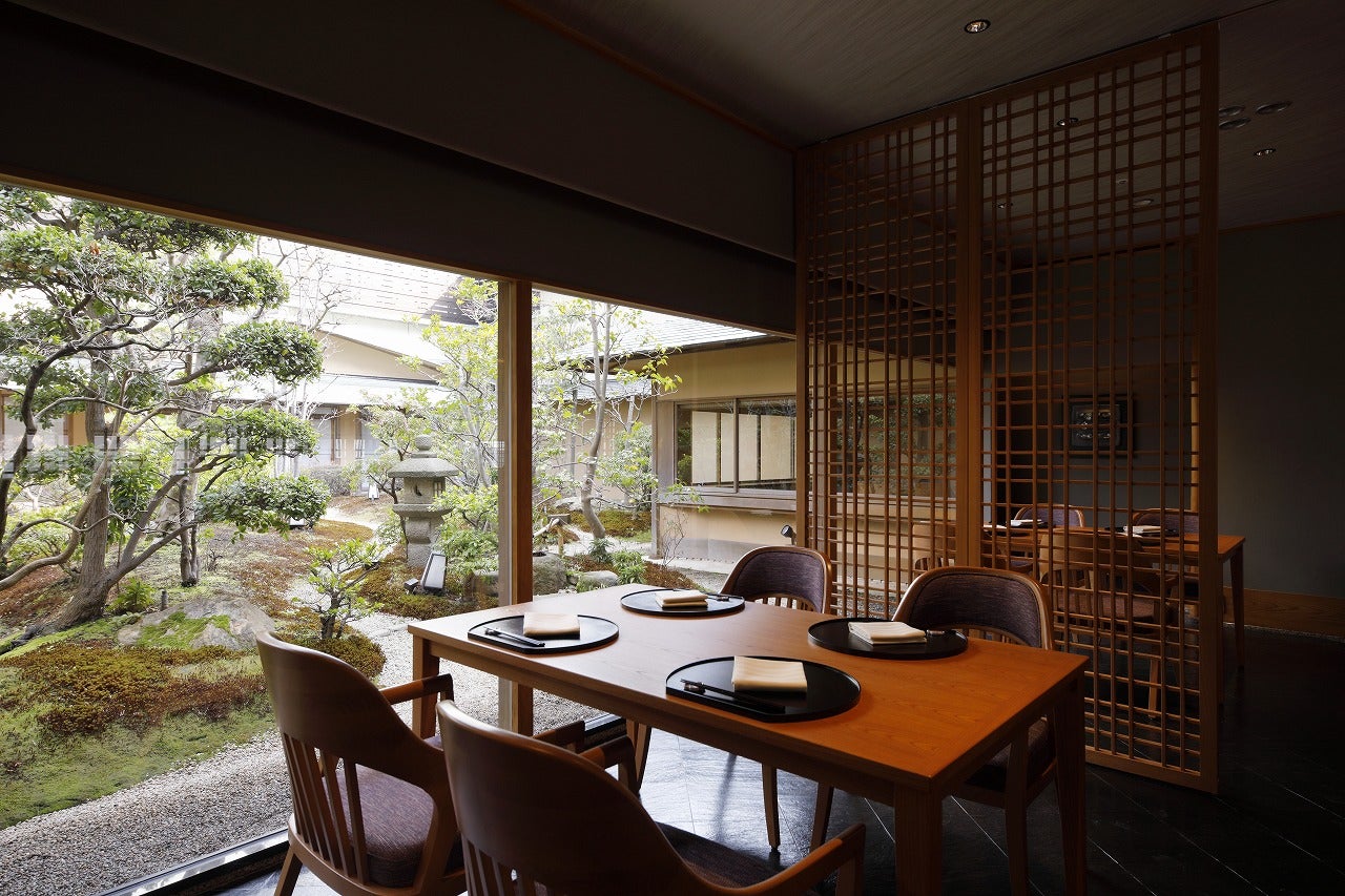 Benkay restaurant at Hotel Nikko Kanazawa  offers traditional Japanese cuisine (Hotel Nikko Kanazawa)