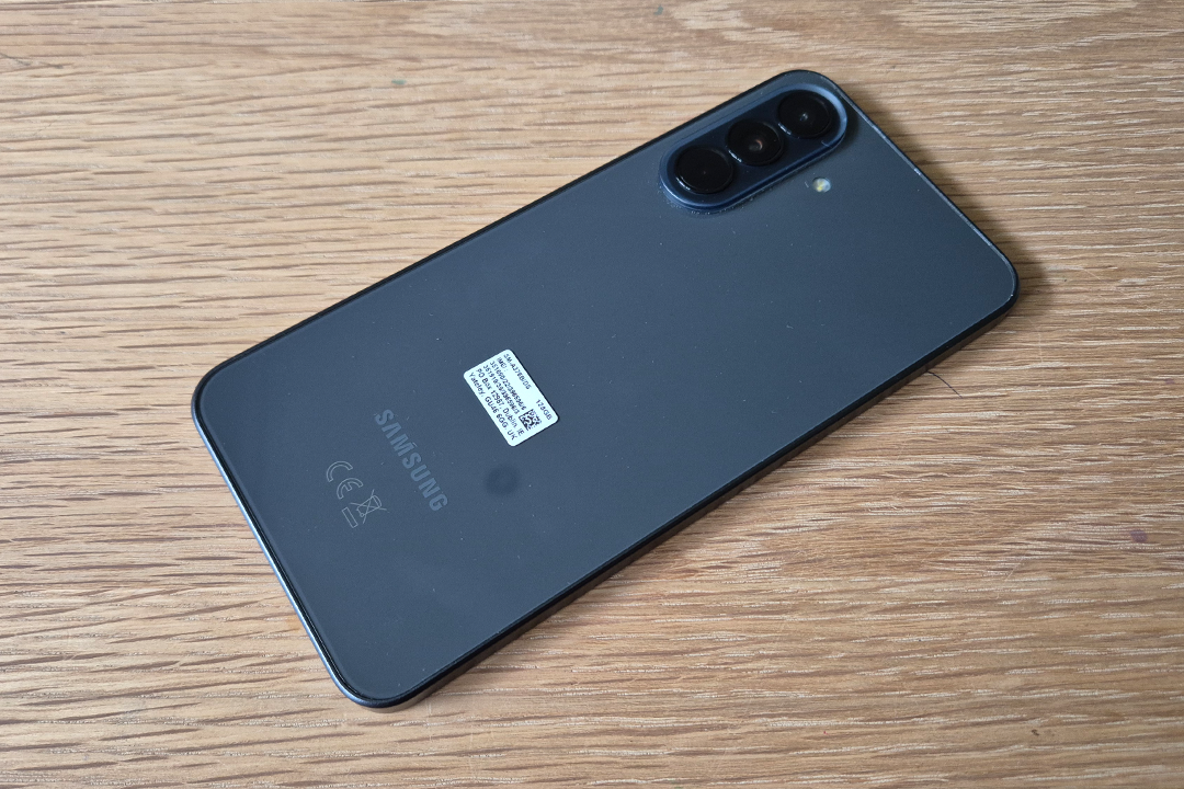 I tested a preconfigured Samsung A37 phone with the Balance OS platform