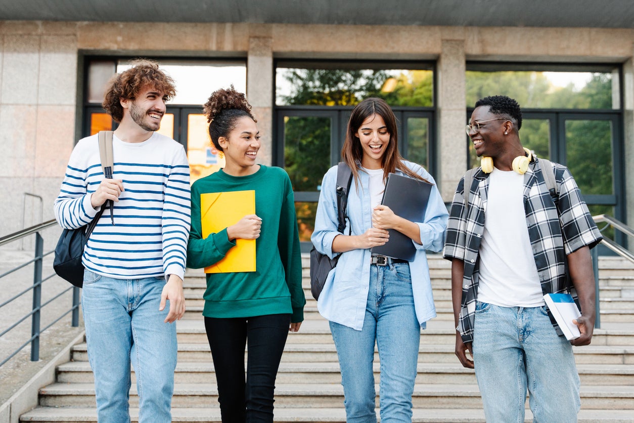 More US colleges are offering three-year degrees — but students should know the risks