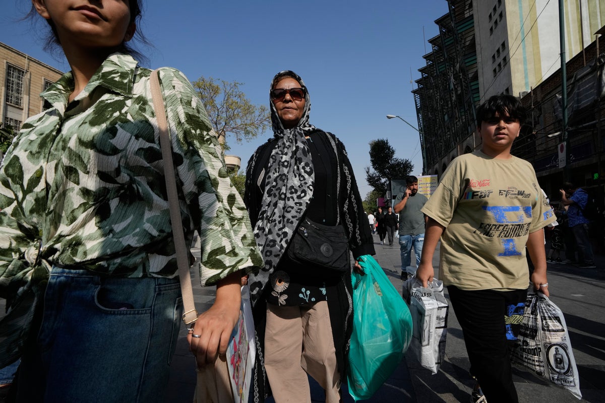 Tehran Residents Face Economic Uncertainty Ahead of New U.S. Sanctions