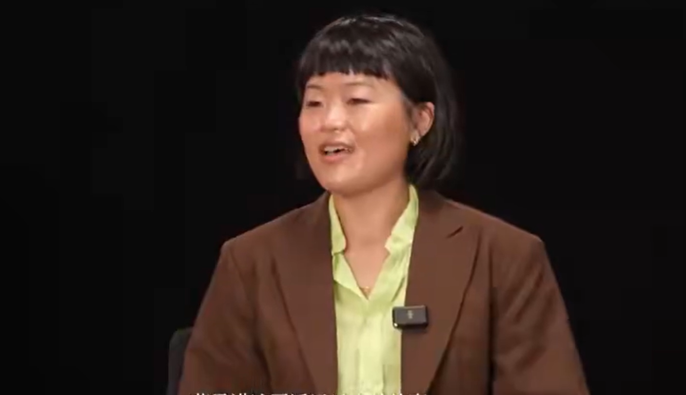 Zhongshu has been accused by Chinese social media users of taking material from English-language podcasts and publications for her own Mandarin-language work