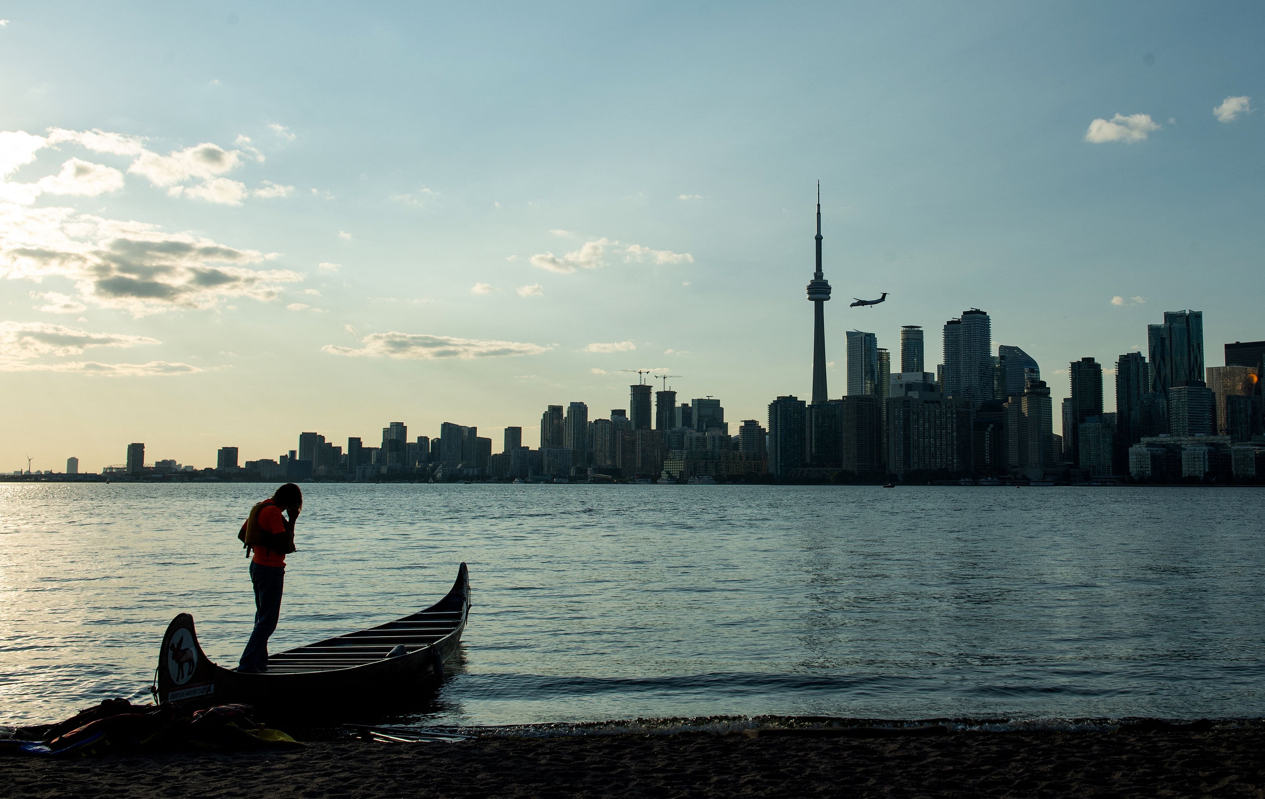 Lake Ontario, one of the Great Lakes, straddles the border between the US and Canada
