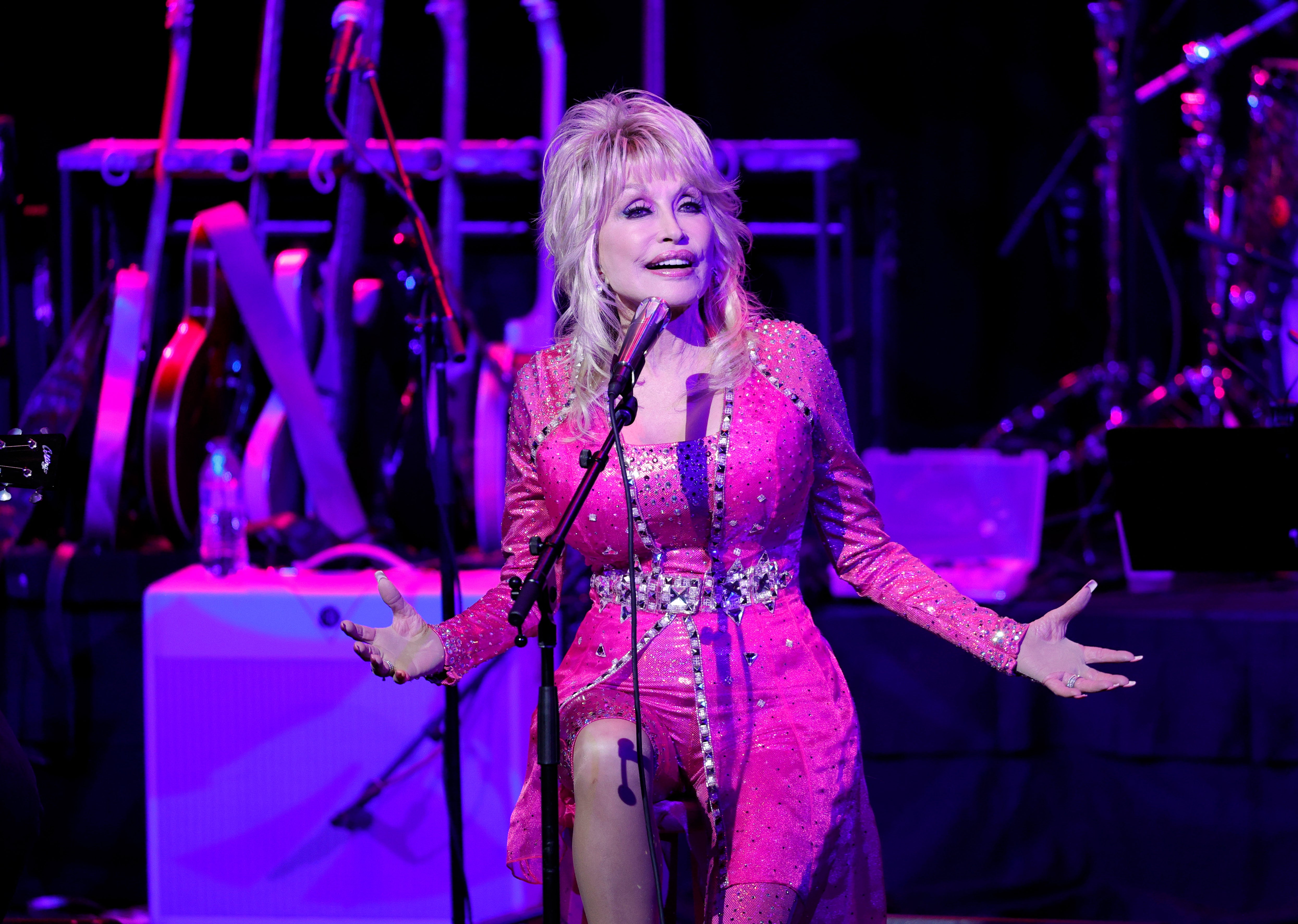 Dolly Parton’s team issues new statement on her death and funeral plans