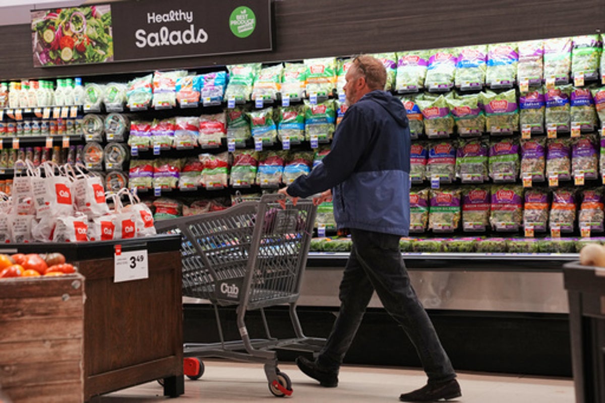 Federal Investigators Link Pre-Bagged Lettuce to Recent Outbreaks of Gastrointestinal Illness