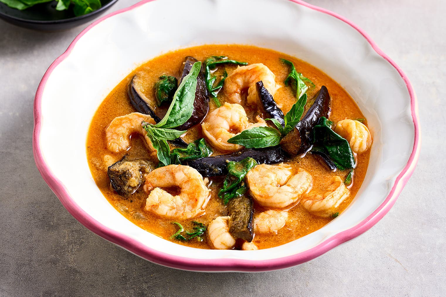Thai red curry with prawns