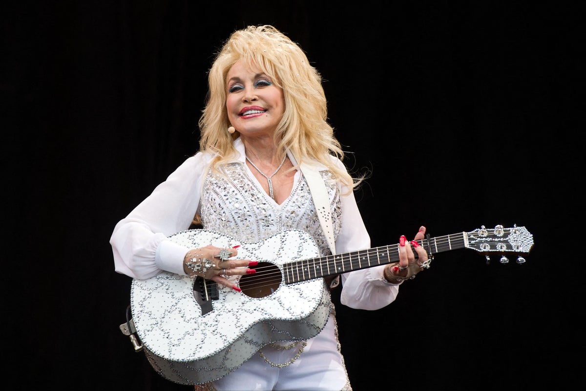 How Dolly Parton redefined Glastonbury&rsquo;s Legends slot