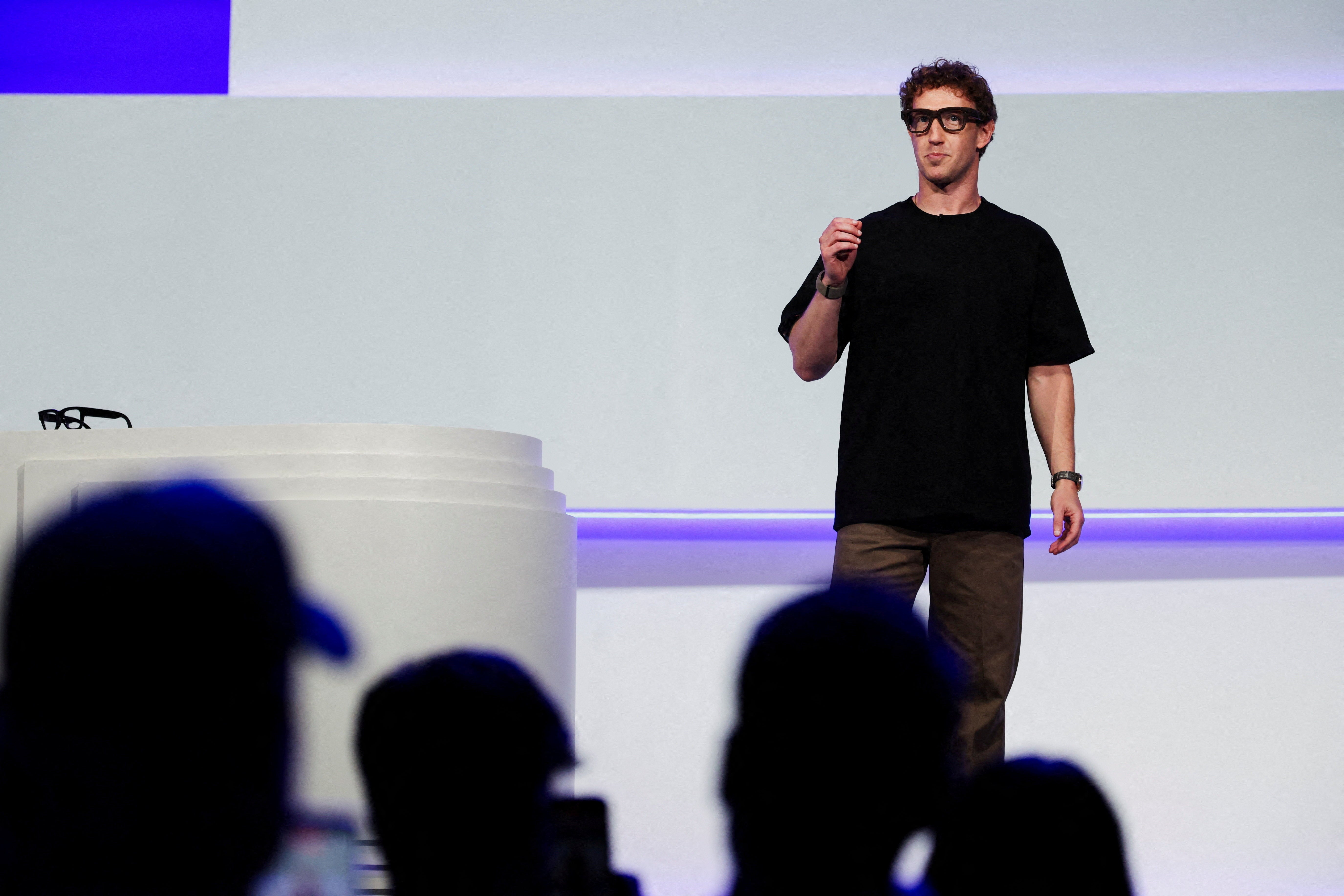 Meta launches new update to try and fight the ‘pervert glasses’ backlash