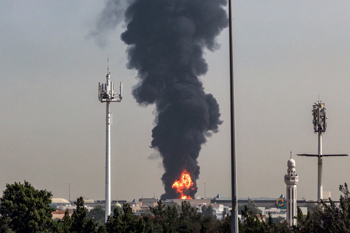 Flughafen Dubai verzeichnet starken Rückgang des Verkehrs aufgrund der Auswirkungen des Iran-Kriegs. Flughafen Dubai verzeichnet starken Rückgang des Verkehrs aufgrund der Auswirkungen des Iran-Kriegs.