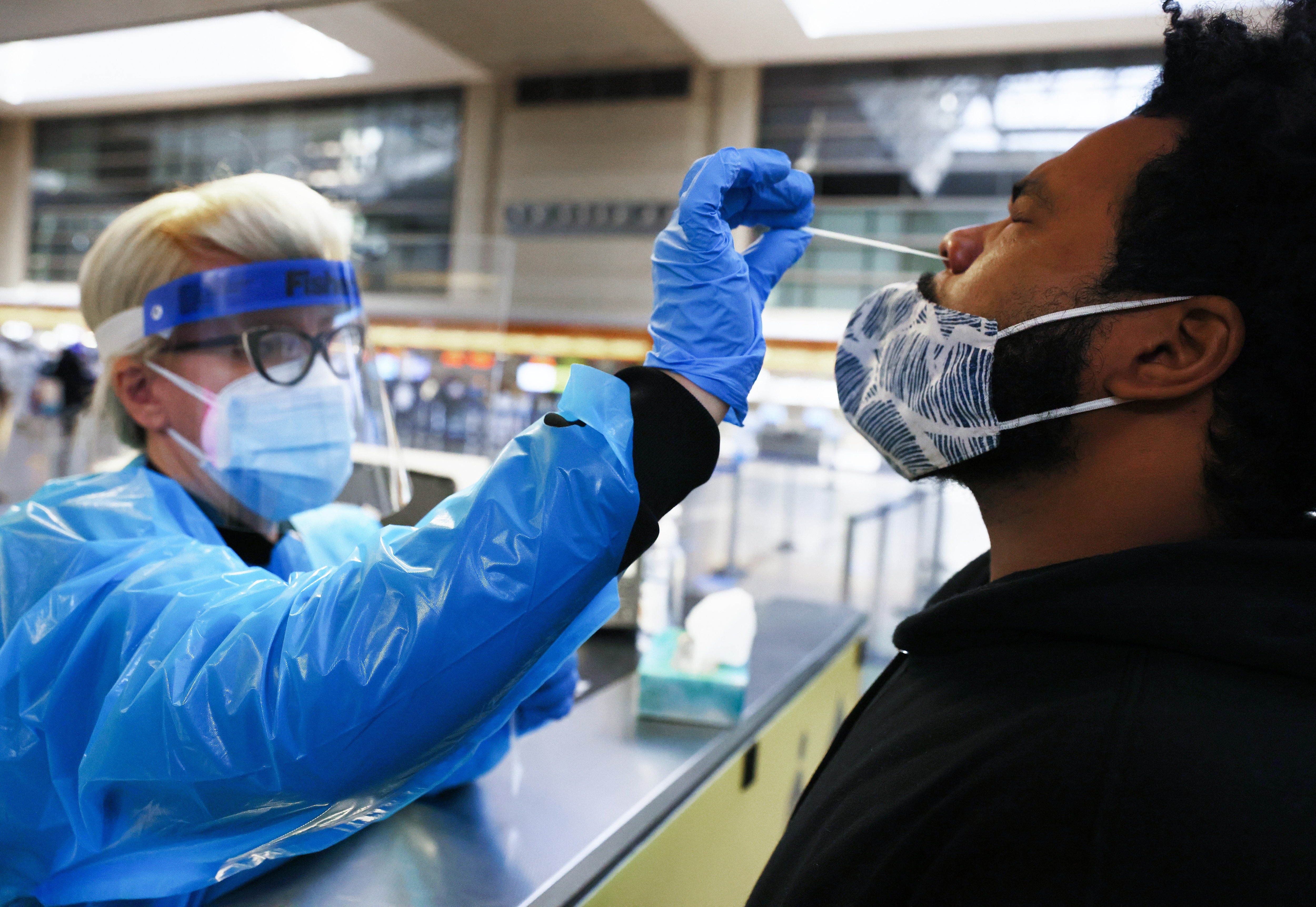 Coronavirus is surging in the U.S. again. Doctors say they’re seeing new stomach-flipping symptoms