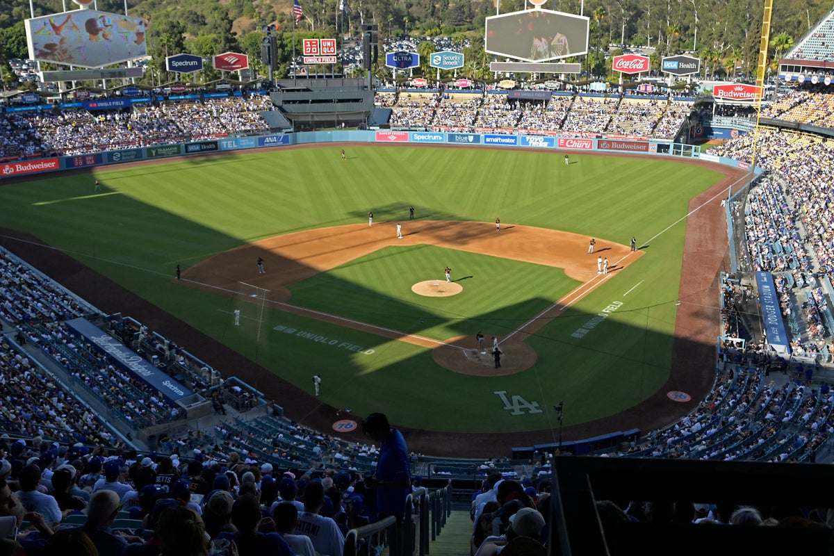 Dodgers taraftarları takıma dava açıyor jürinin 2011 Giants taraftar saldırısı hakkında bilgi almasını istiyor