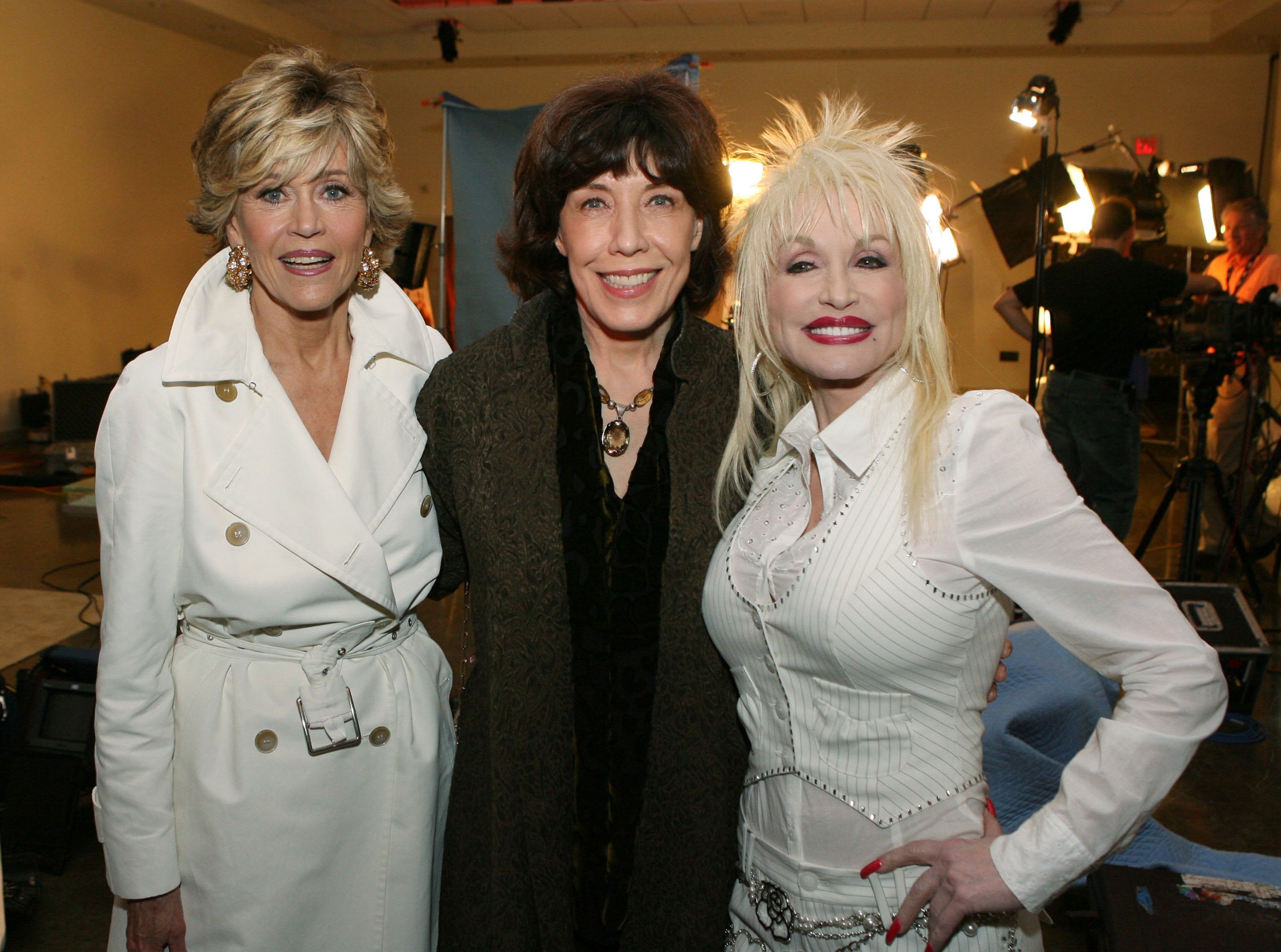 Parton starred in the comedy with Lily Tomlin and Jane Fonda