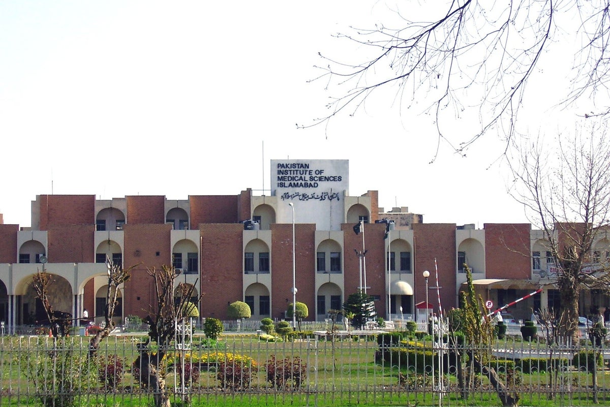 Fire at Islamabad maternity ward kills at least 14 newborns