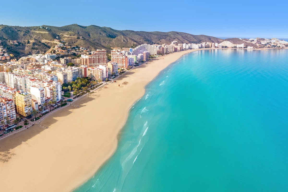 Spanish police investigate deaths of Irish couple in Cullera holiday rental