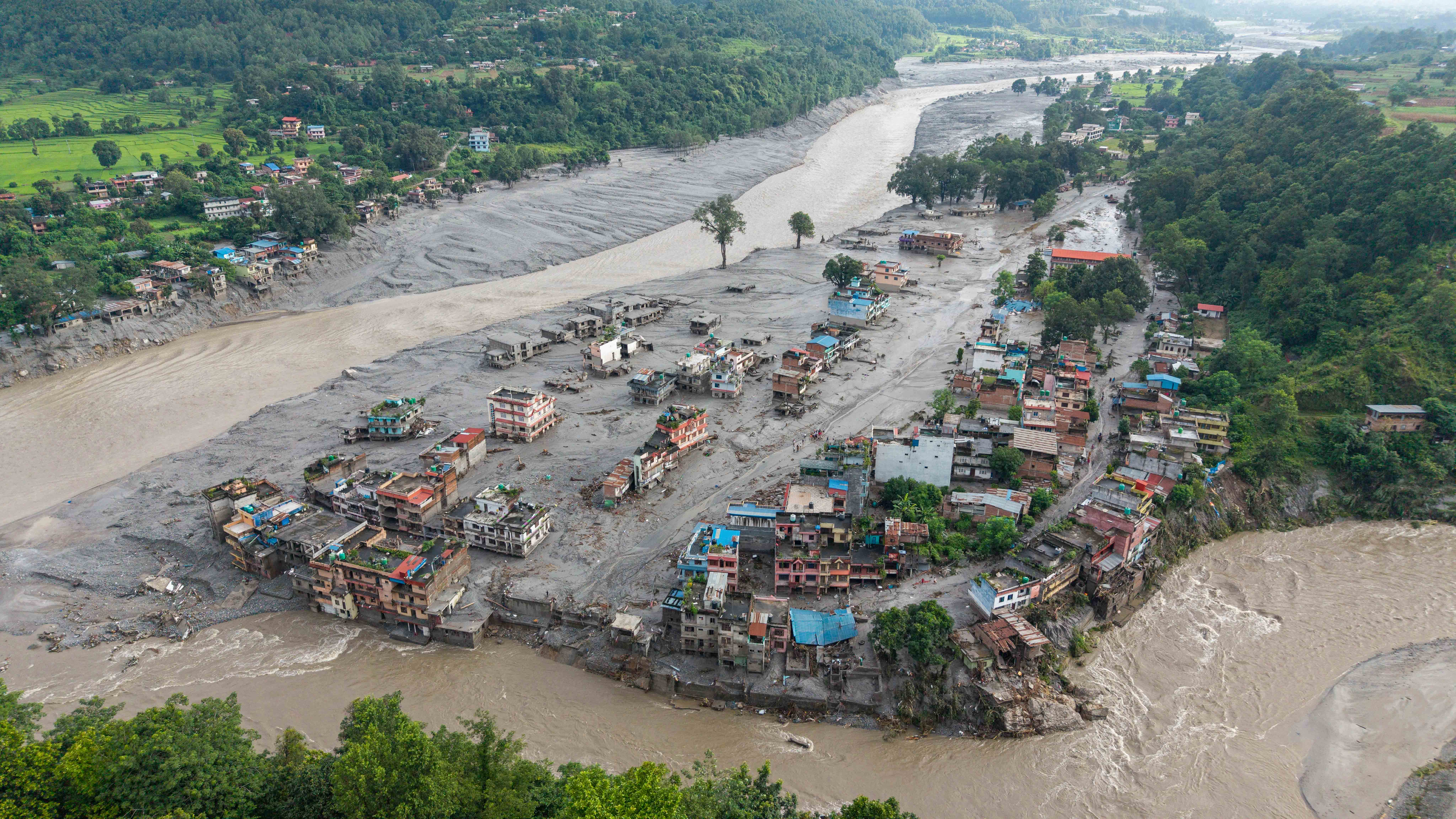 Is it safe to travel to Nepal? Major tourist hotspot hit by devastating flash floods with hundreds feared dead