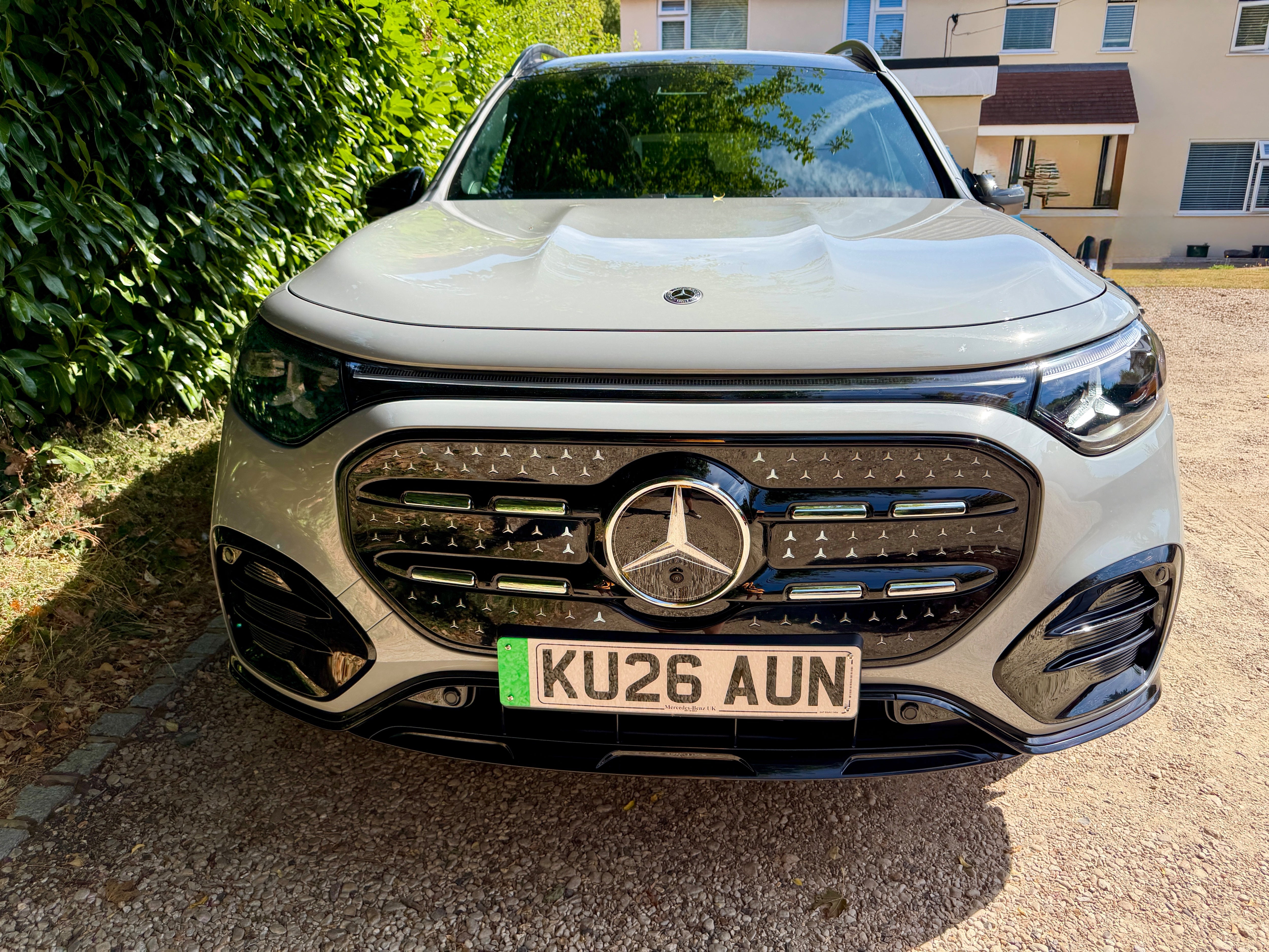 Prices for the Mercedes-Benz GLB start at a reasonable (for a seven-seat electric Merc) £46,100 (Steve Fowler)