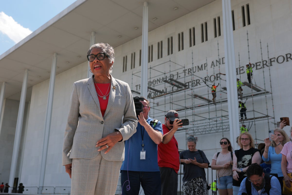 ‘Unhinged’ Trump threw a ‘tantrum’ during Kennedy Center board meeting, congresswoman says