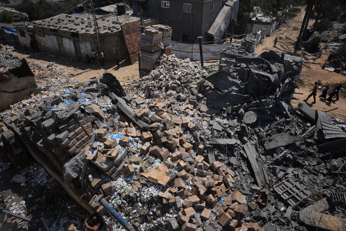 UK warns against expelling British officials from Gaza ceasefire coordination center