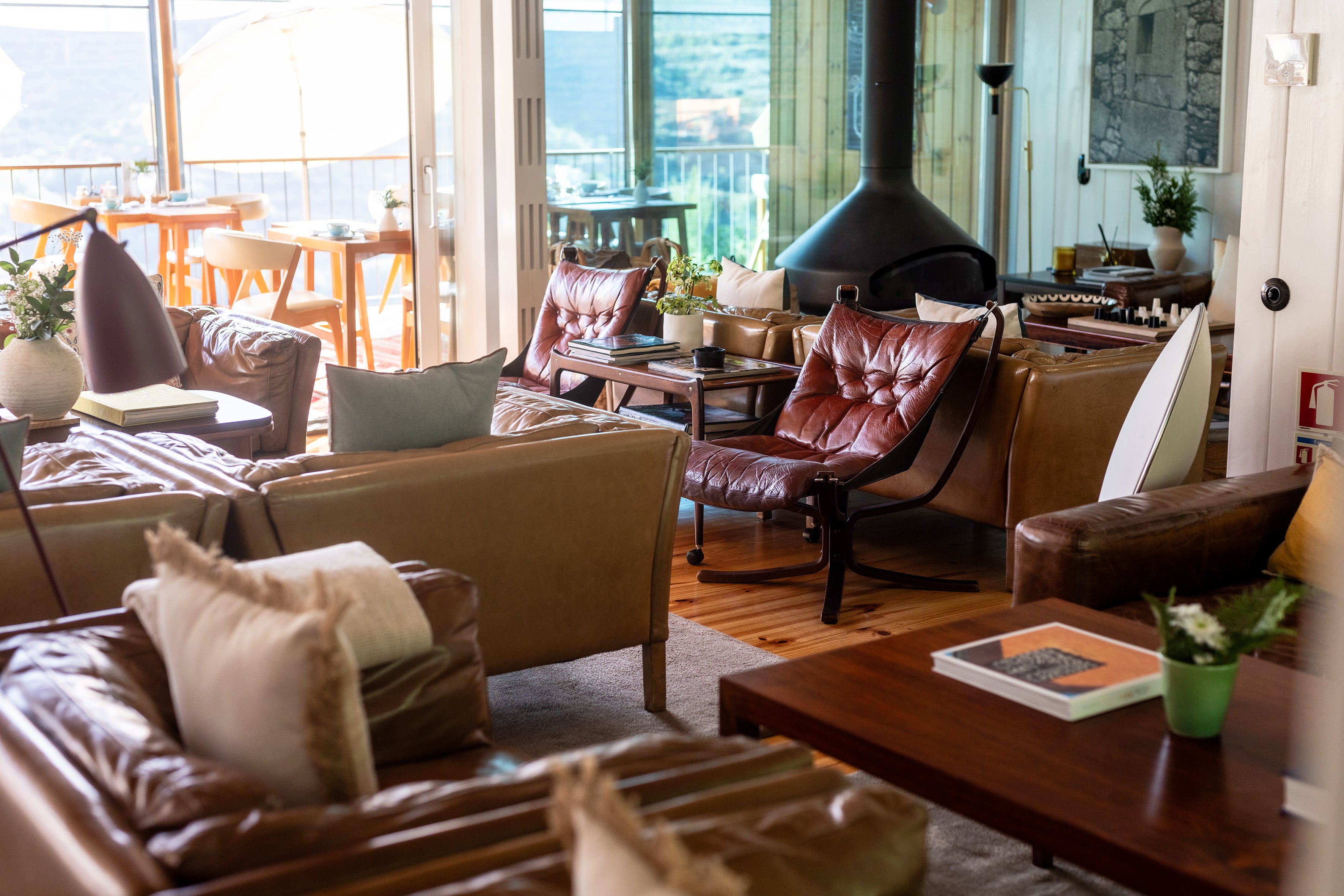 Cool mid-century modern interiors
