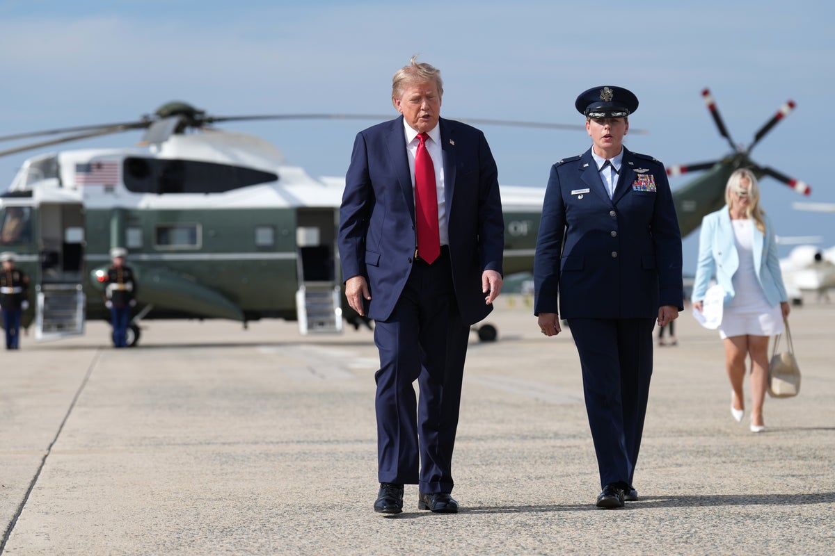 NTSB Reports Communication Issues Preceded Marine One and Jet Takeoff Incident