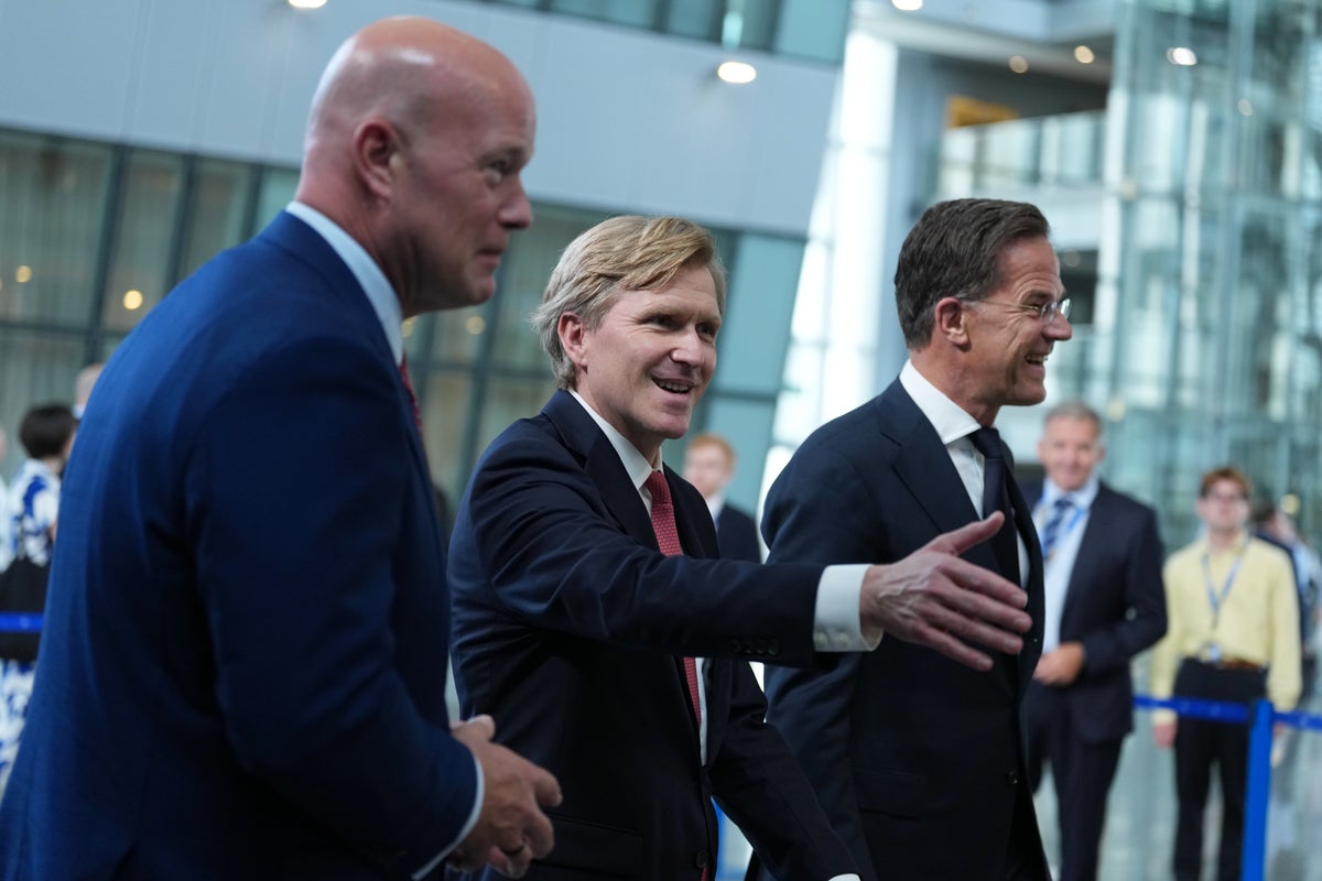 Pentagon Urges NATO Allies to Increase Defense Contributions in Europe
